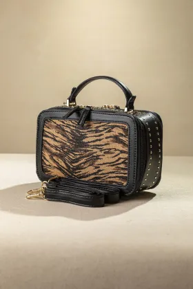 ca13_b_camel_tiger_3