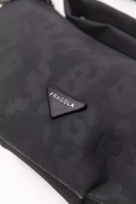 fe190_black_creatures_3