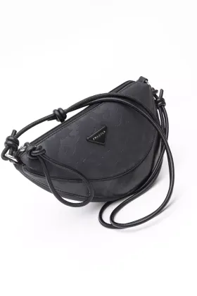 fe195_black_creatures_2