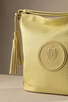 fe214_light_yellow_3