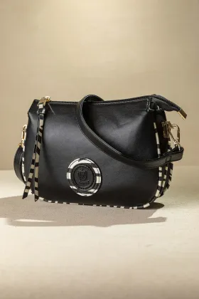 fe238_black_white_zebra_1