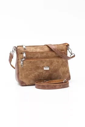 fh693_light_brown_creatures_1