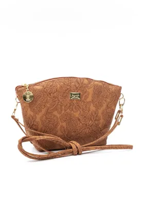 pc018_10_brown_lahour_1