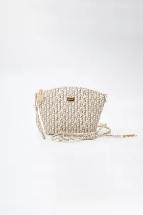 pc018_10_fg_beige