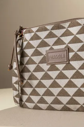 pc023tex_beige_white_pyramids_2