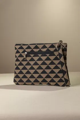 pc023tex_black_coffee_pyramids_3